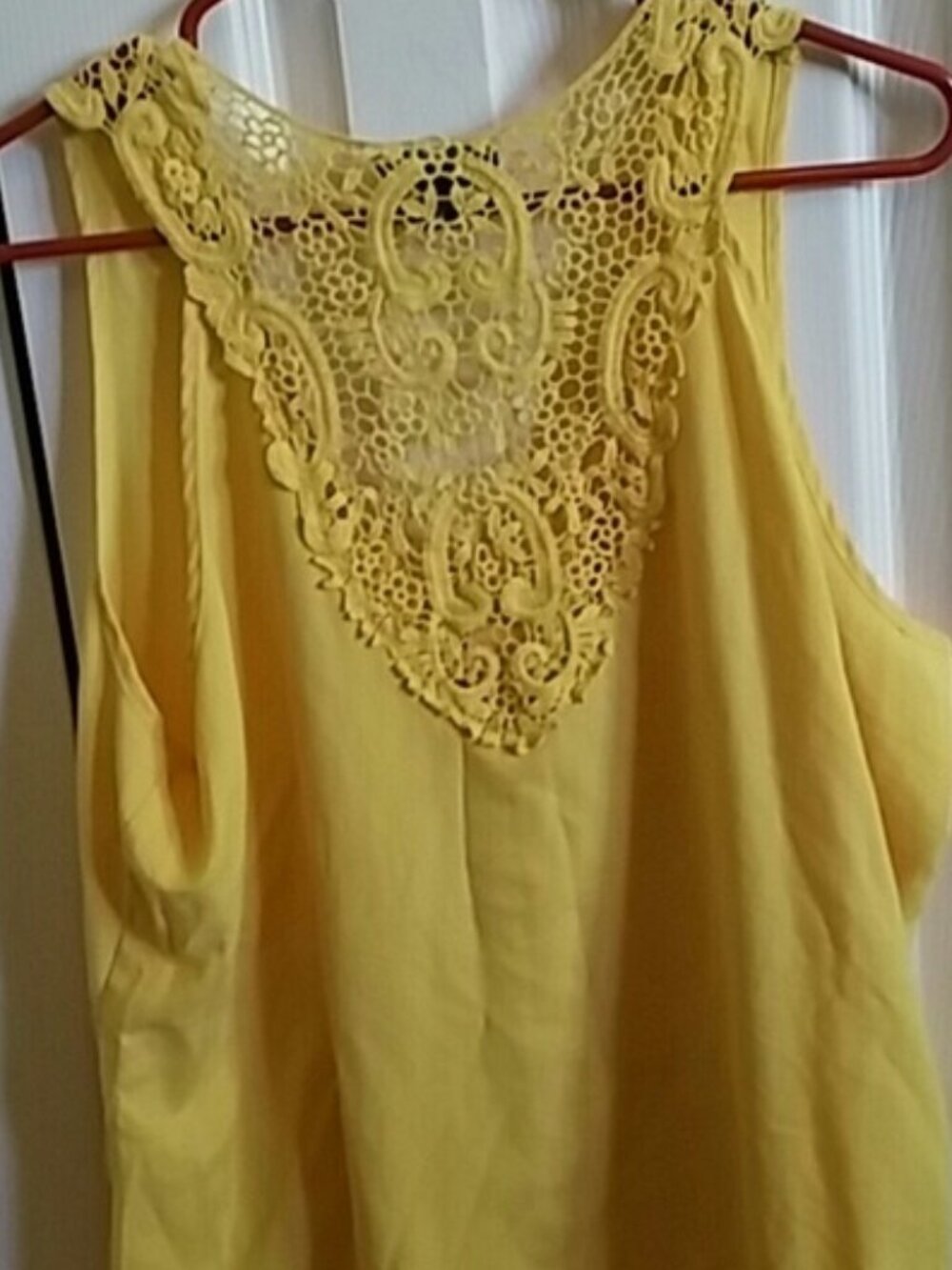 Yellow top - Picture 2 of 2